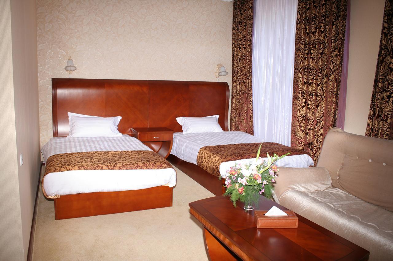 Luxurious Hotel Taraz Exterior foto