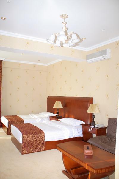 Luxurious Hotel Taraz Exterior foto